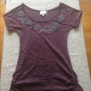 Short sleeve light weight shirt